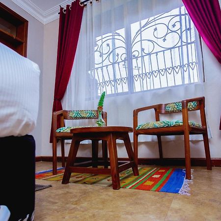 Gazelle Guest House Kampala Dış mekan fotoğraf